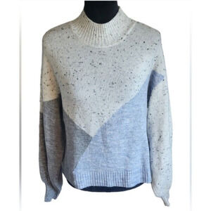 Studio 19 turtleneck long sleeve color block gray white blue sweater, size m